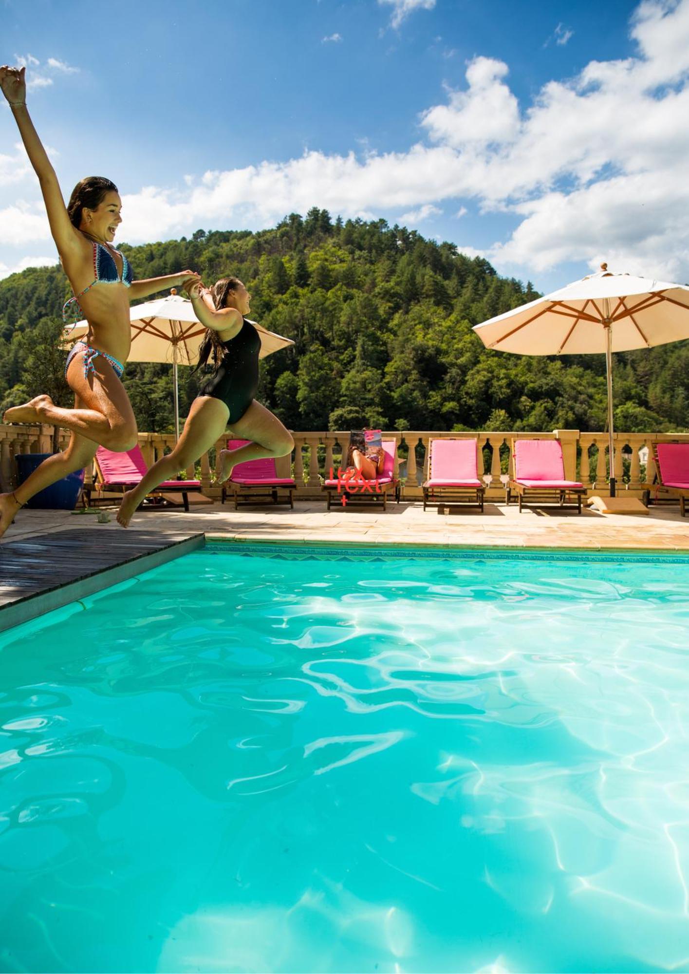 Villa Aimee Luxury Apartments With Heated Pool Vals-les-Bains Zewnętrze zdjęcie
